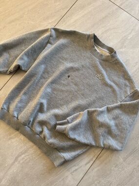 Alo Crewneck Sweatshirt - Grey